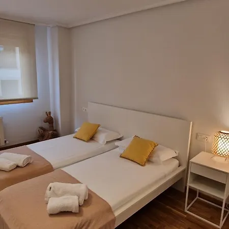 Artilleria 10 - 2 Hab 2 Banos, Con Garaje Y Wifi - Vut-3845-as * 希洪