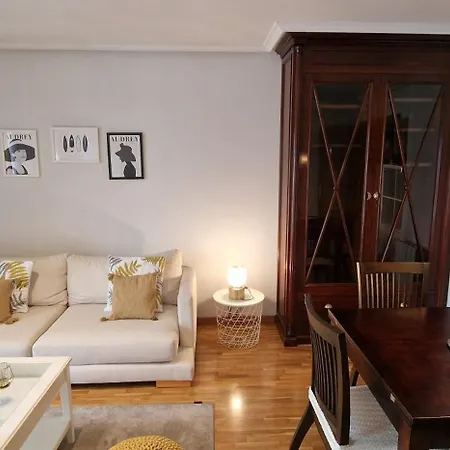 Artilleria 10 - 2 Hab 2 Banos, Con Garaje Y Wifi - Vut-3845-as