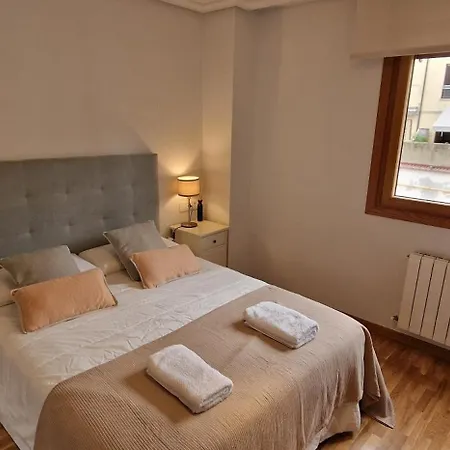 Artilleria 10 - 2 Hab 2 Banos, Con Garaje Y Wifi - Vut-3845-as Appartement *