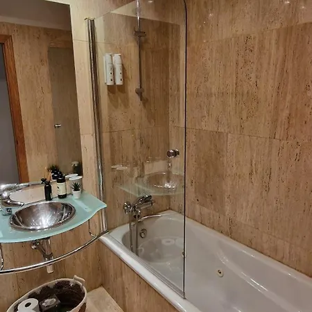 Artilleria 10 - 2 Hab 2 Banos, Con Garaje Y Wifi - Vut-3845-as Apartament Gijón