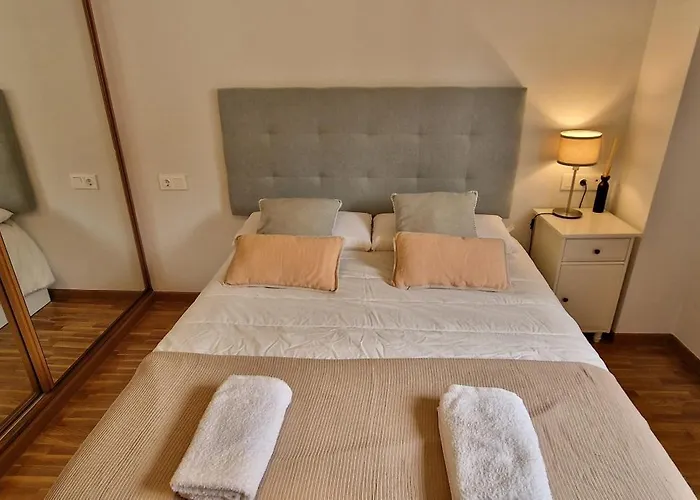 Artilleria 10 - 2 Hab 2 Banos, Con Garaje Y Wifi - Vut-3845-as * Gijón