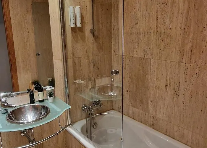 Artilleria 10 - 2 Hab 2 Banos, Con Garaje Y Wifi - Vut-3845-as Apartament Gijón