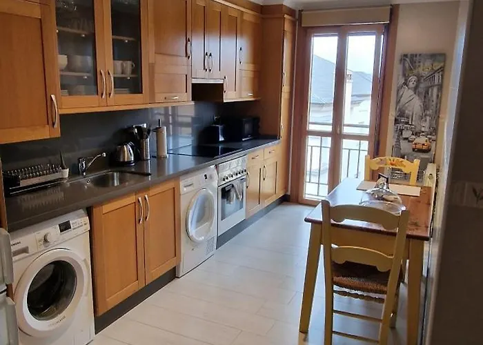 Artilleria 10 - 2 Hab 2 Banos, Con Garaje Y Wifi - Vut-3845-as דירה